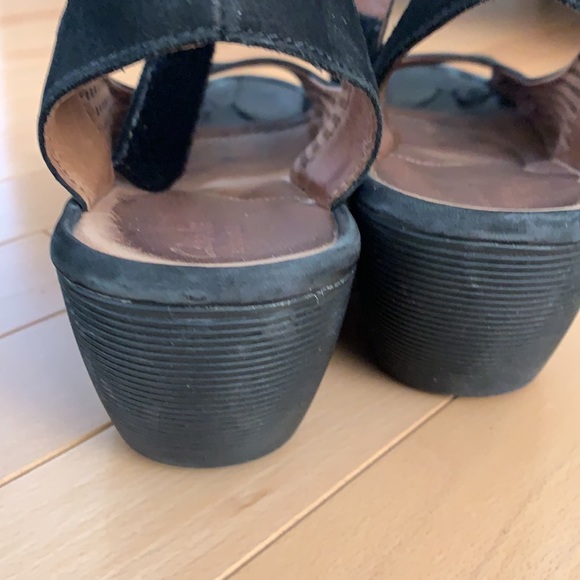 Clark’s Sandals - Picture 3 of 3